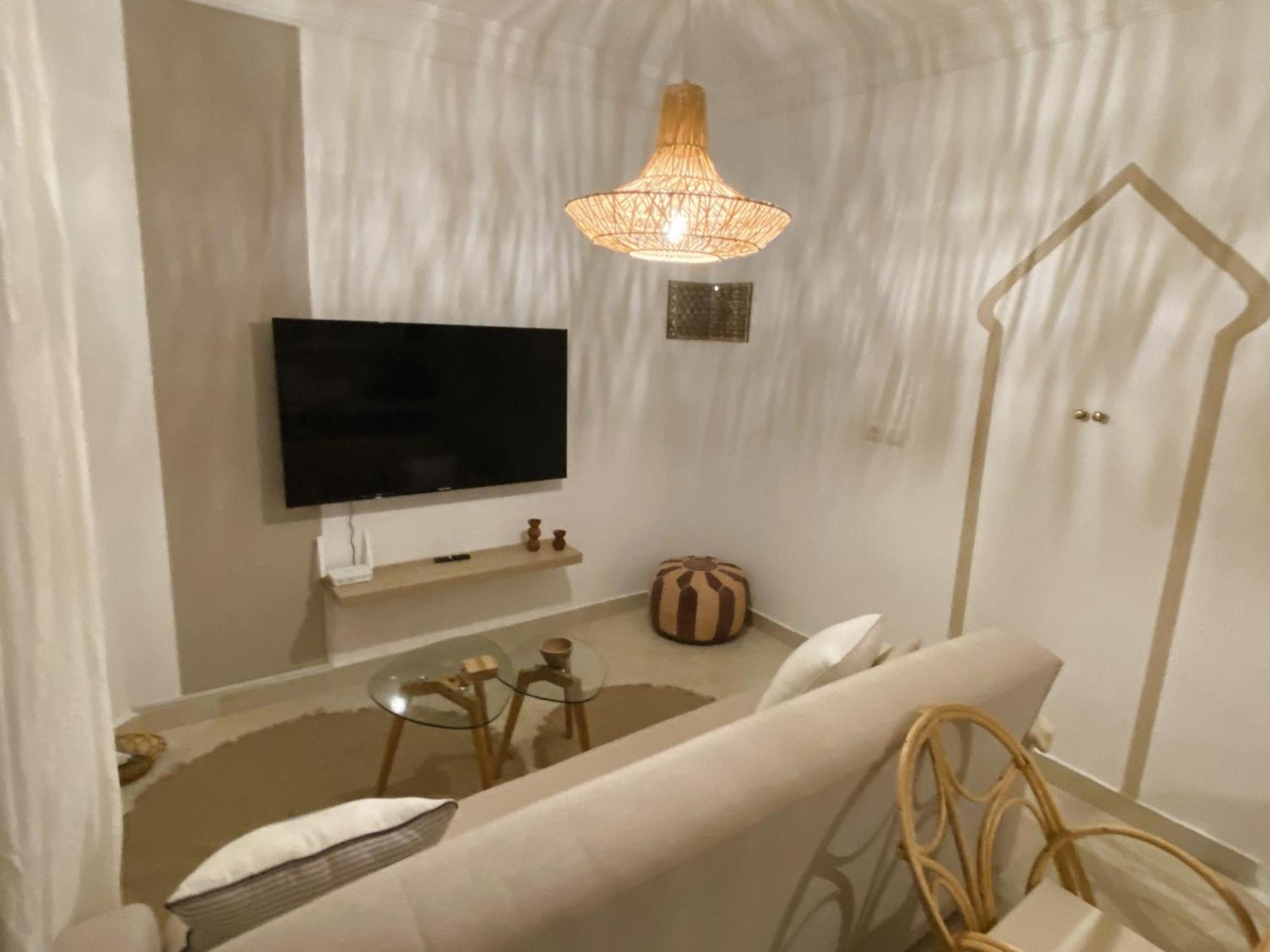 Magnificent Apartment With Private Rooftop Terrace Tangier Exterior photo